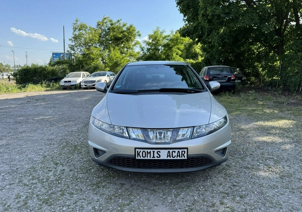 Honda Civic cena 17900 przebieg: 135306, rok produkcji 2006 z Kostrzyn małe 562